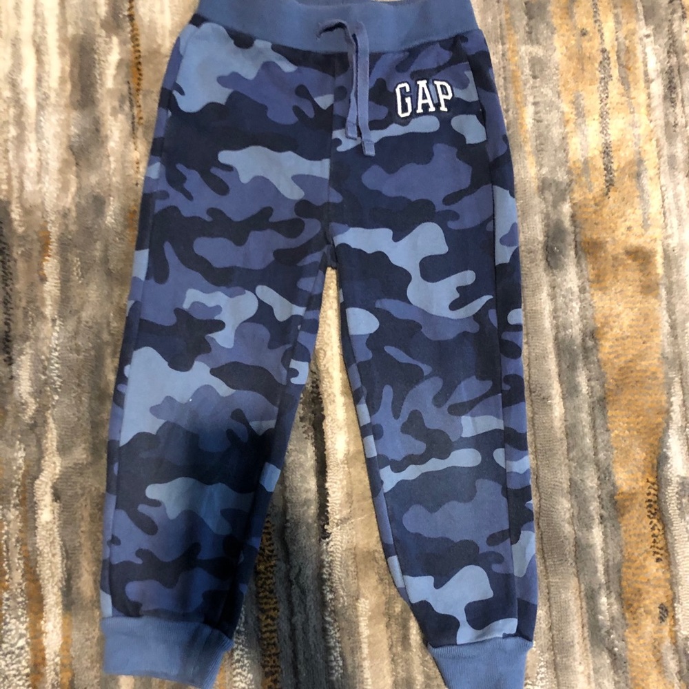 Gap sweatpants boys